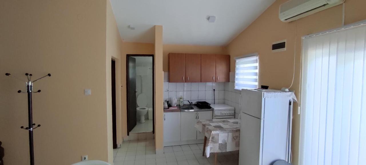 Apartmani Jovanovic Луштиця Екстер'єр фото