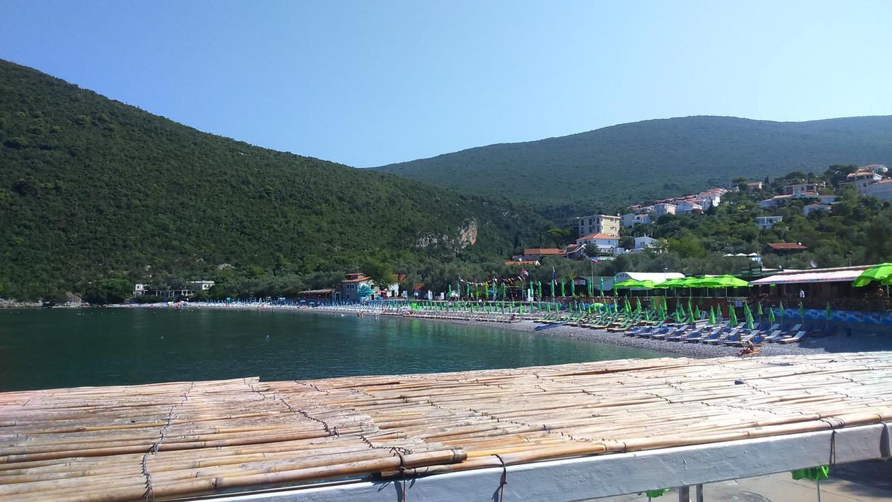 Apartmani Jovanovic Луштиця Екстер'єр фото